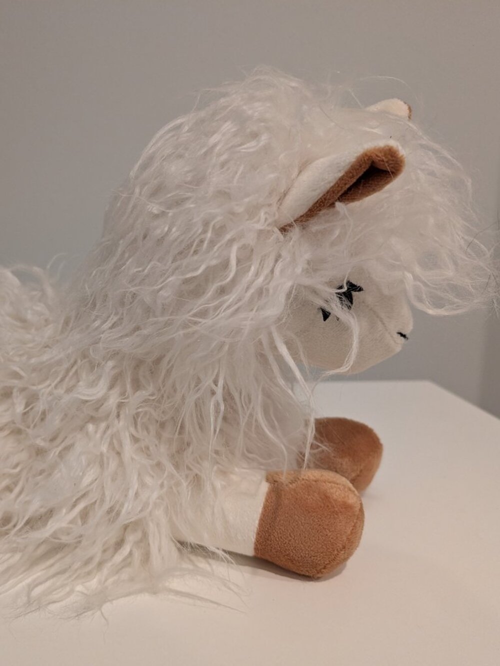 Plush Shaggy Alpaca - Picture 2 of 5